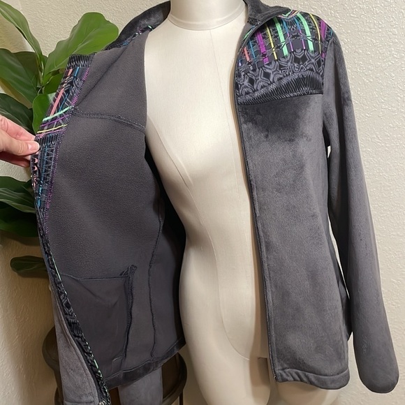 Fila soft fleece retro print jacket - Picture 7 of 15